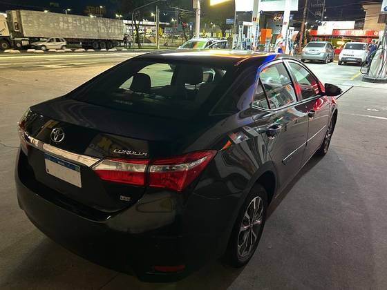 TOYOTA COROLLA 1.8 GLI 16V FLEX 4P AUTOMÁTICO